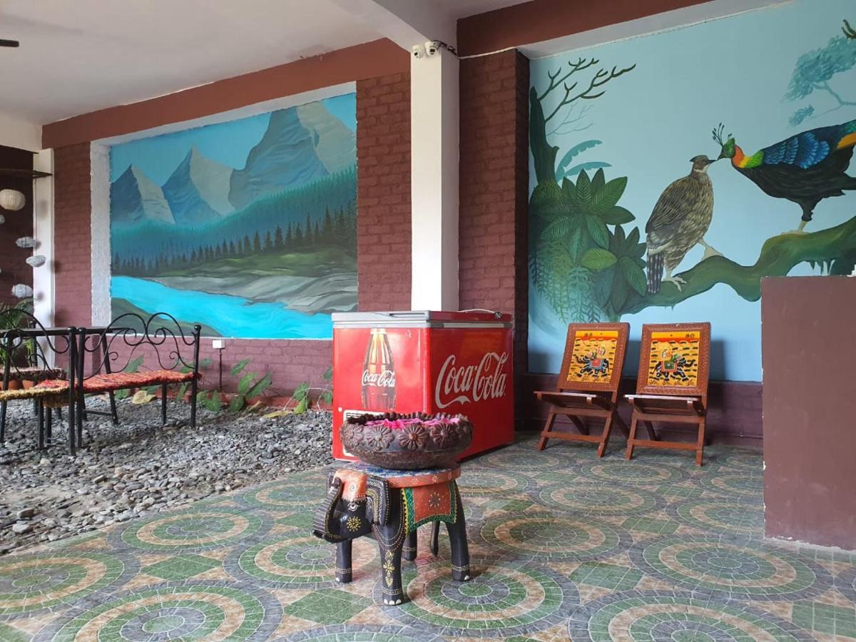 Utsav Riverbank Homestay Haldwāni Exterior foto