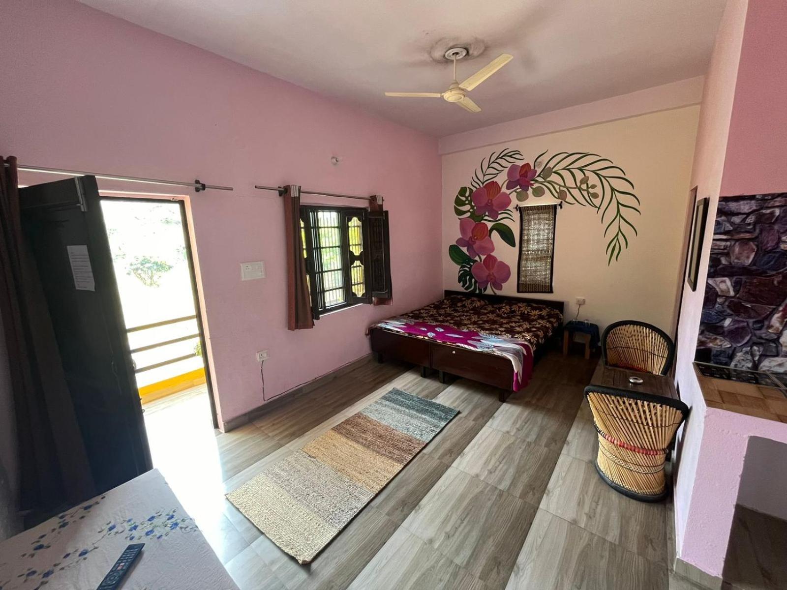 Utsav Riverbank Homestay Haldwāni Exterior foto